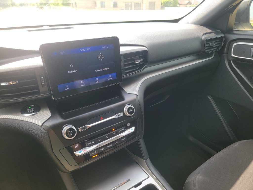 2020 Ford Explorer Image 21