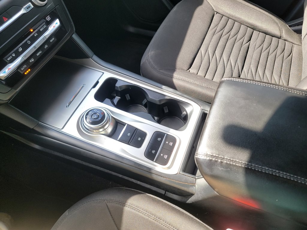 2020 Ford Explorer Image 22