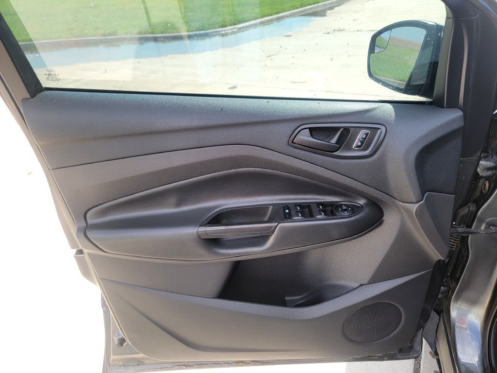 2016 Ford Escape Image 8