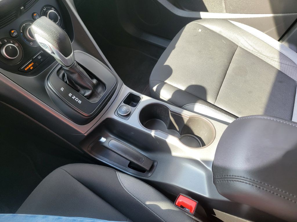 2016 Ford Escape Image 21