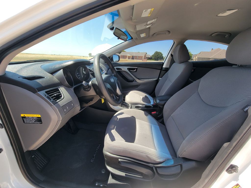 2016 Hyundai Elantra Image 7