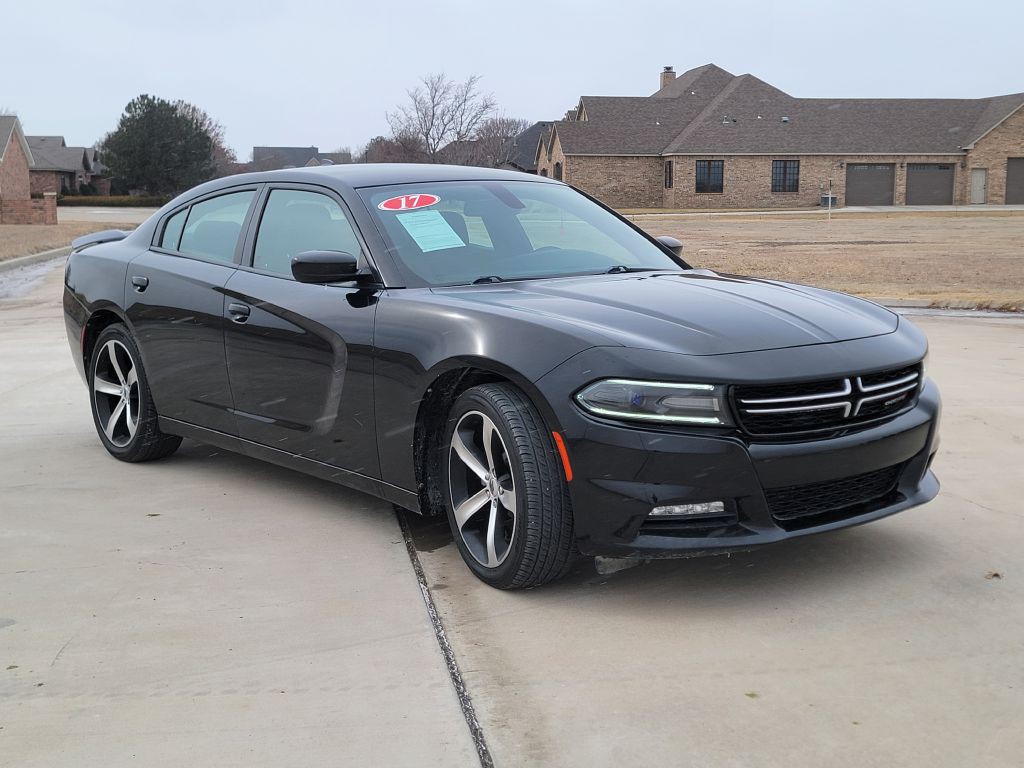 2017 Dodge Charger Image 2