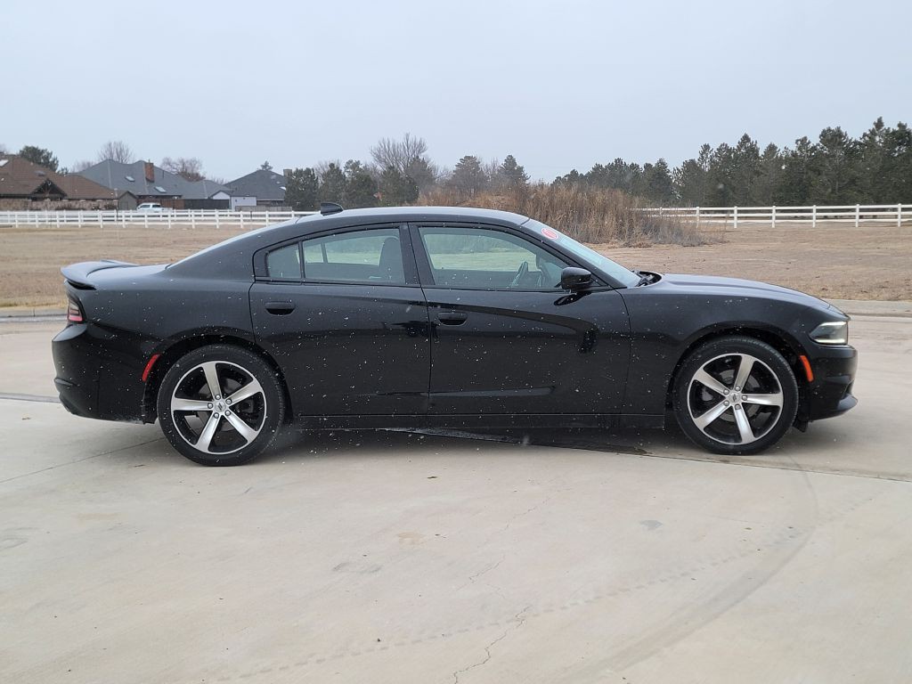 2017 Dodge Charger Image 3