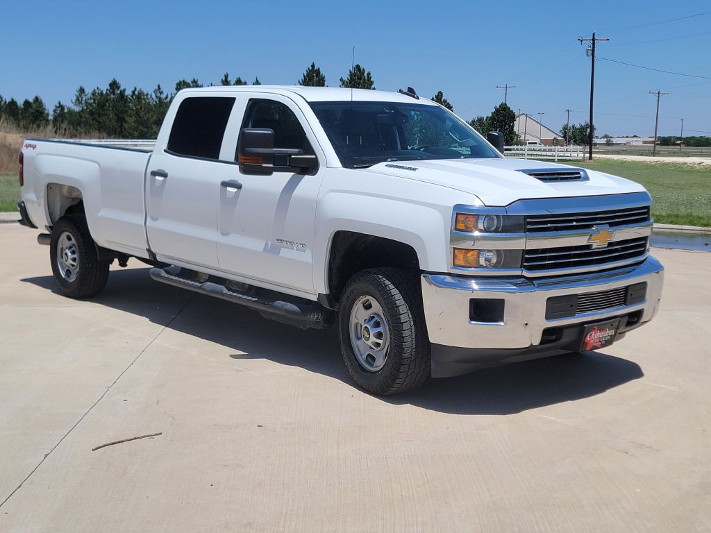 2017 Chevrolet Silverado 1500 Image 2