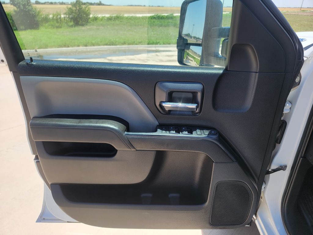 2017 Chevrolet Silverado 1500 Image 8