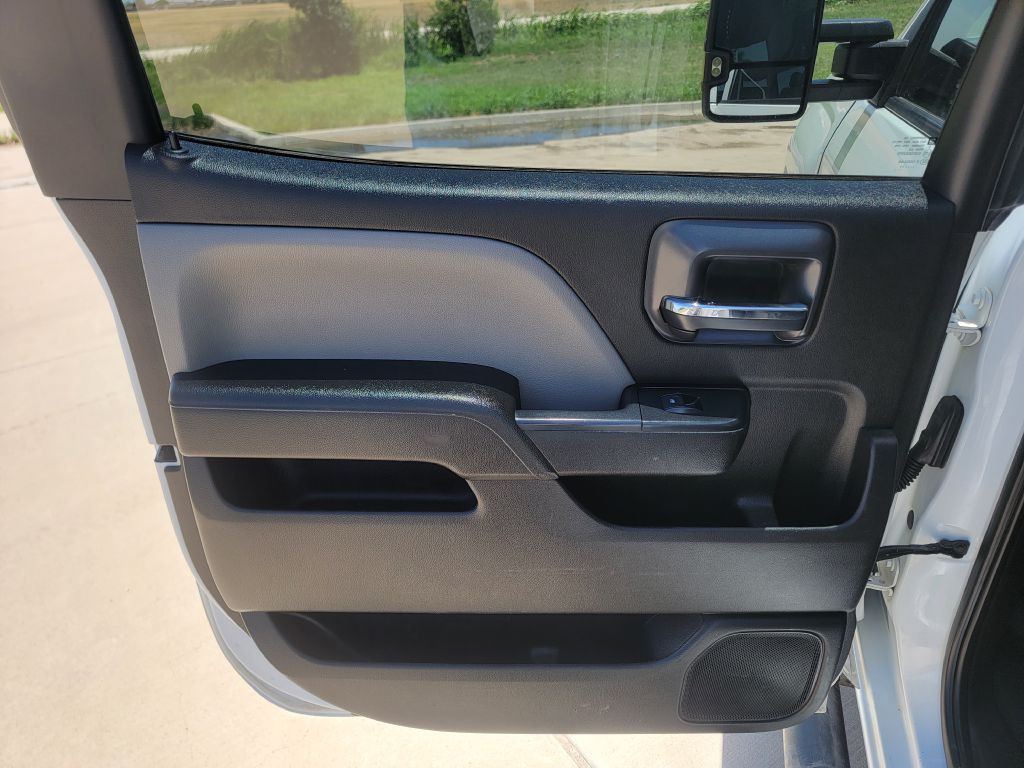 2017 Chevrolet Silverado 1500 Image 10
