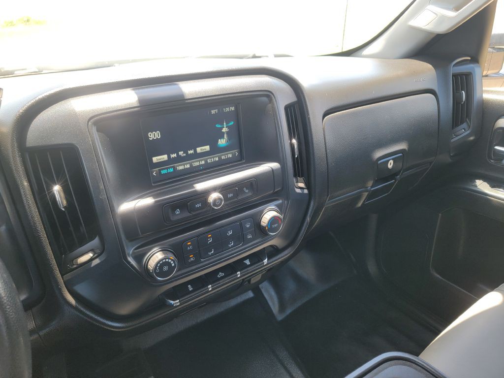 2017 Chevrolet Silverado 1500 Image 19
