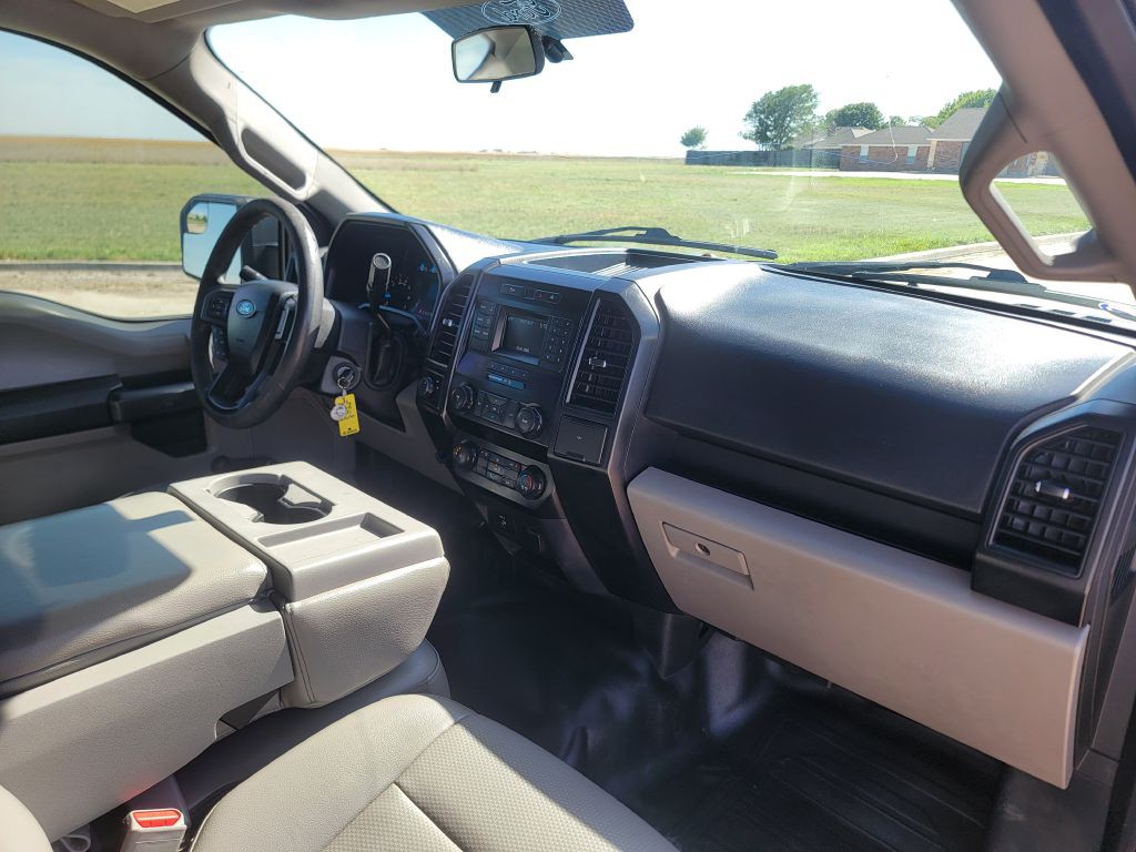 2016 Ford F-150 Image 11
