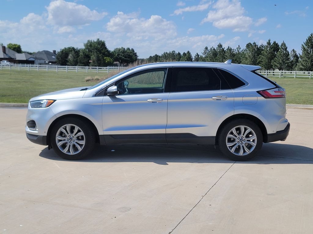 2019 Ford Edge Image 6