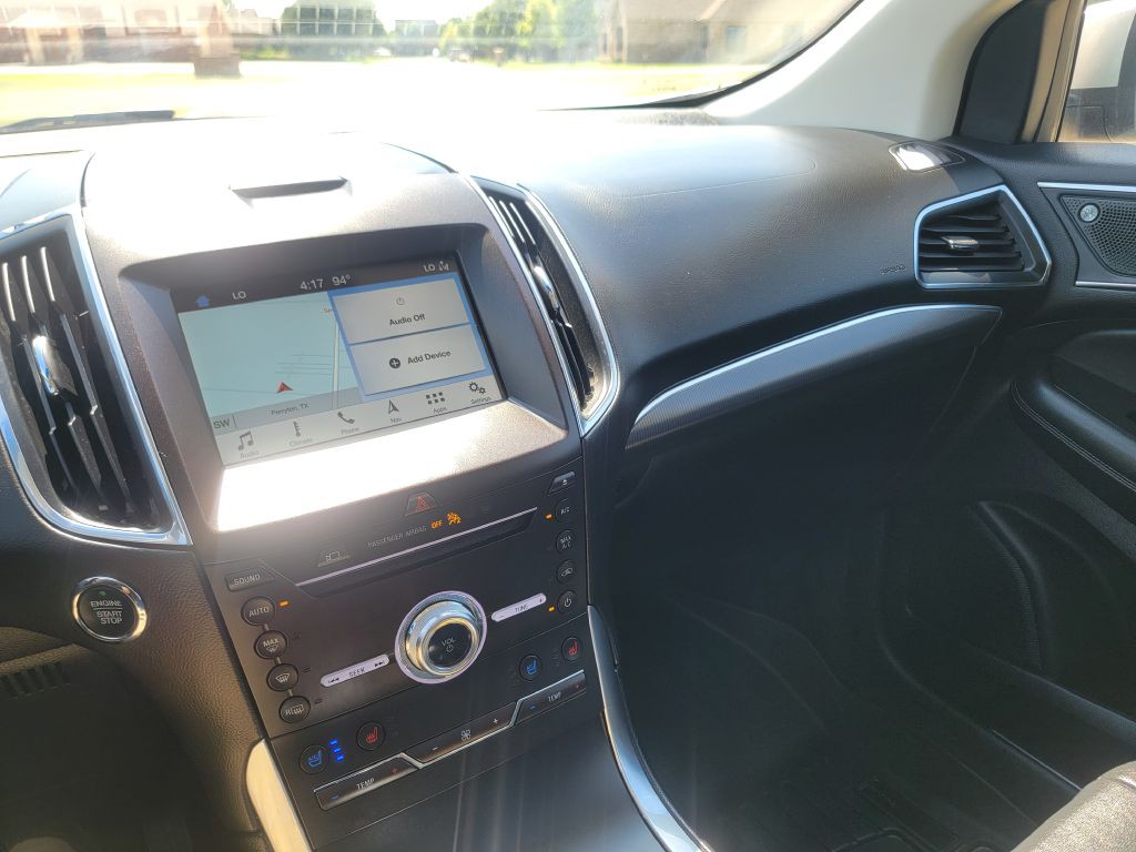 2019 Ford Edge Image 20