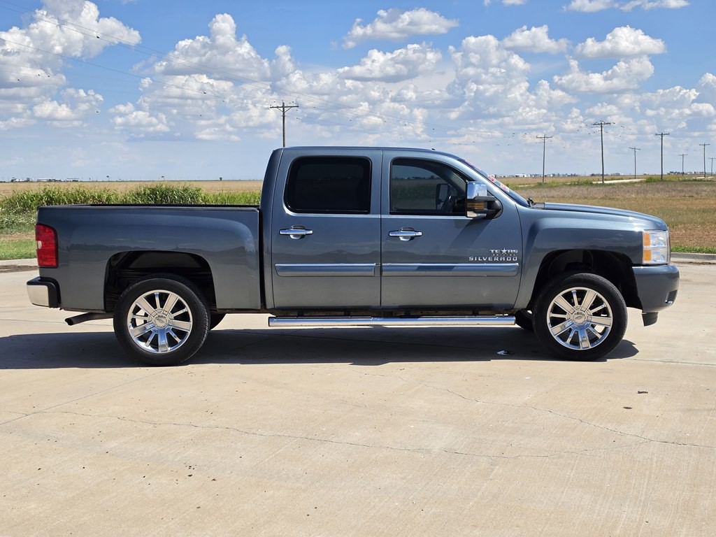 2011 Chevrolet Silverado 1500 Image 3