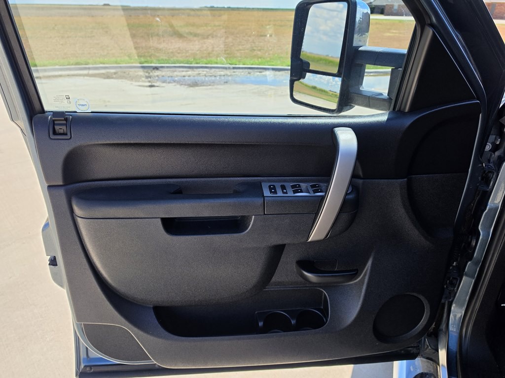 2011 Chevrolet Silverado 1500 Image 8