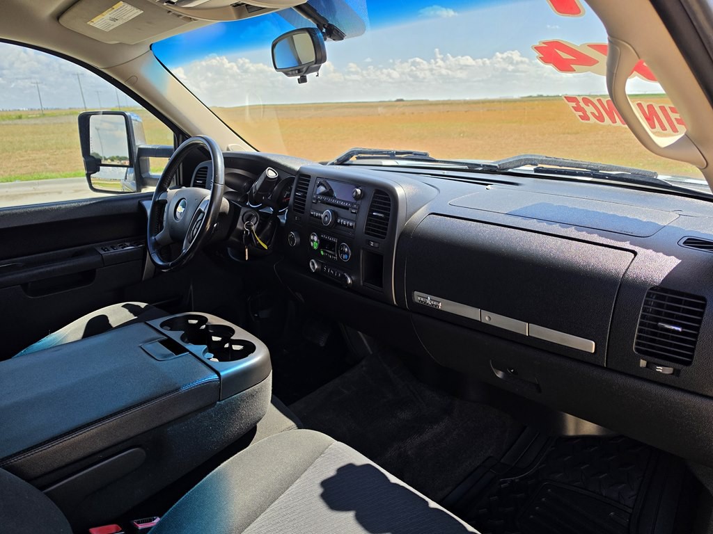 2011 Chevrolet Silverado 1500 Image 15