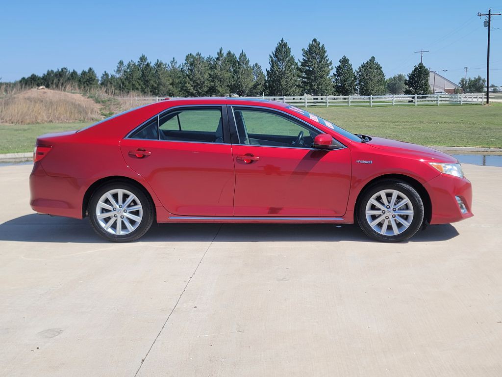 2014 Toyota Camry Image 3