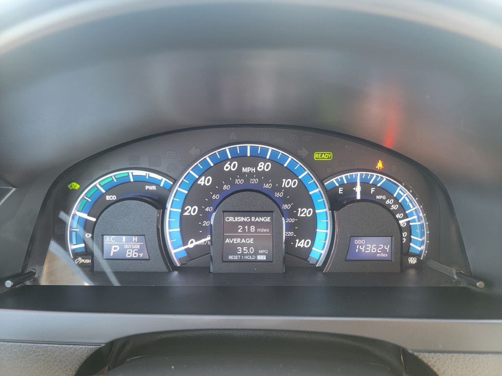 2014 Toyota Camry Image 18