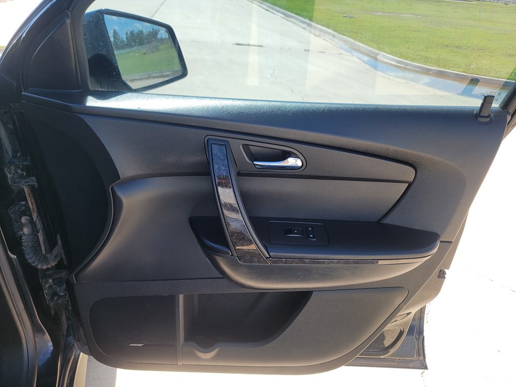2012 GMC Acadia Image 16
