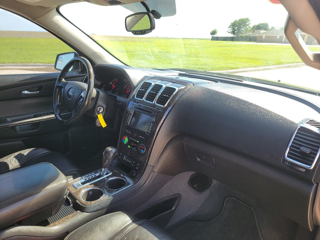 2012 GMC Acadia Image 17