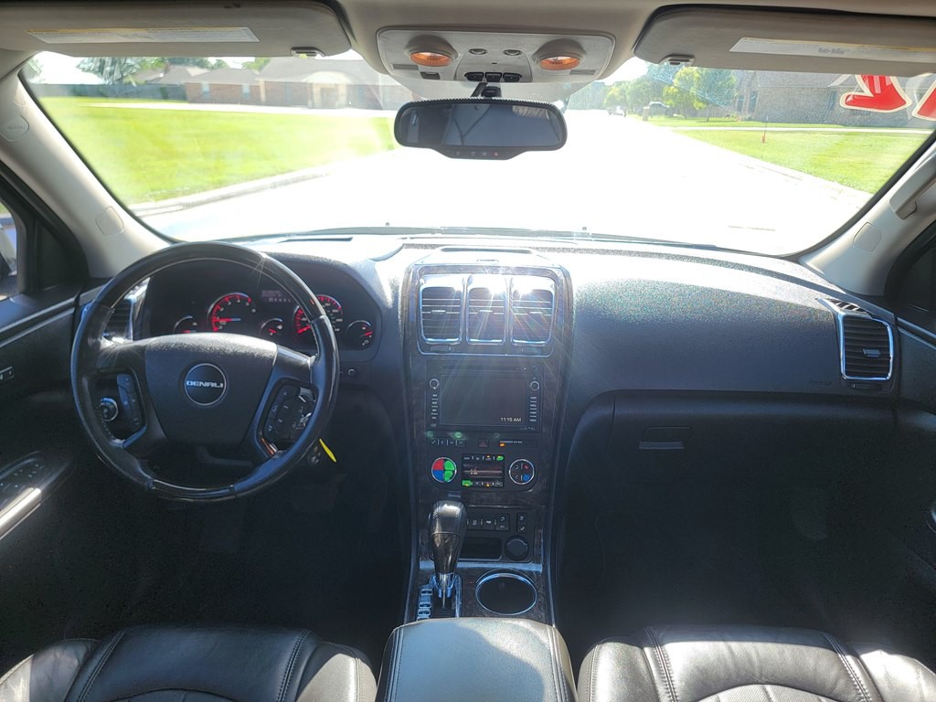 2012 GMC Acadia Image 18