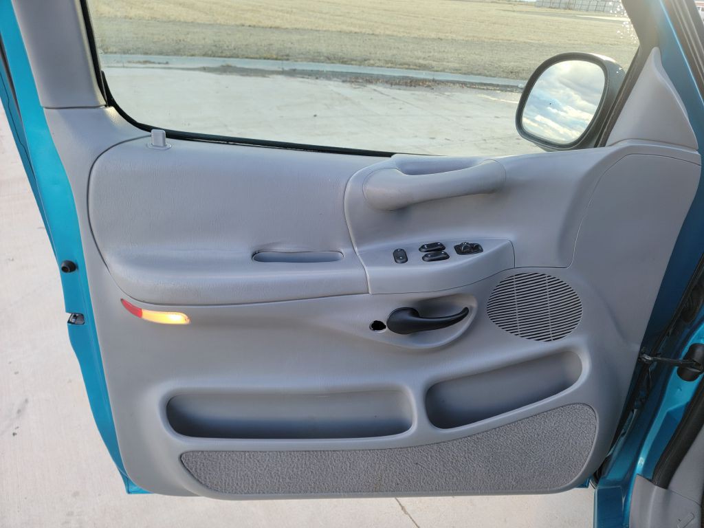 1998 Ford F-150 Image 8