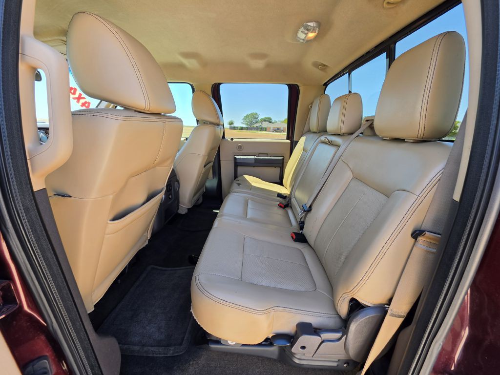 2011 Ford F-250 Image 9