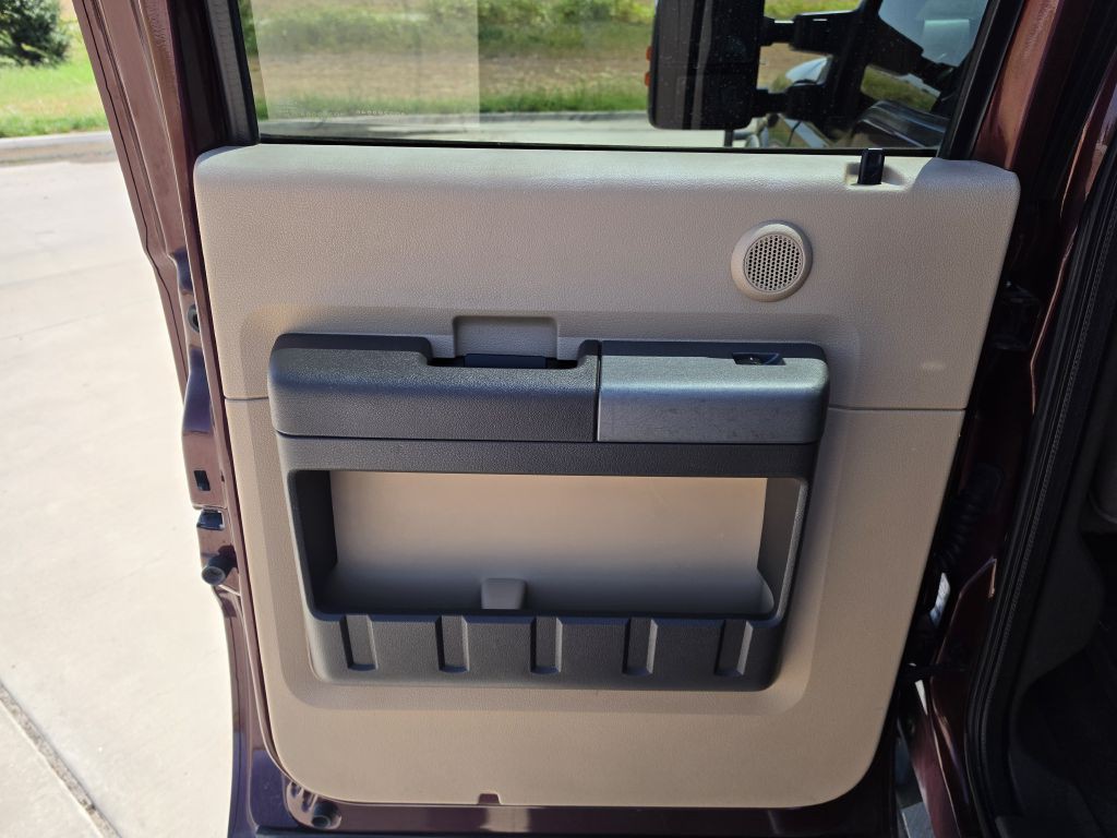 2011 Ford F-250 Image 10