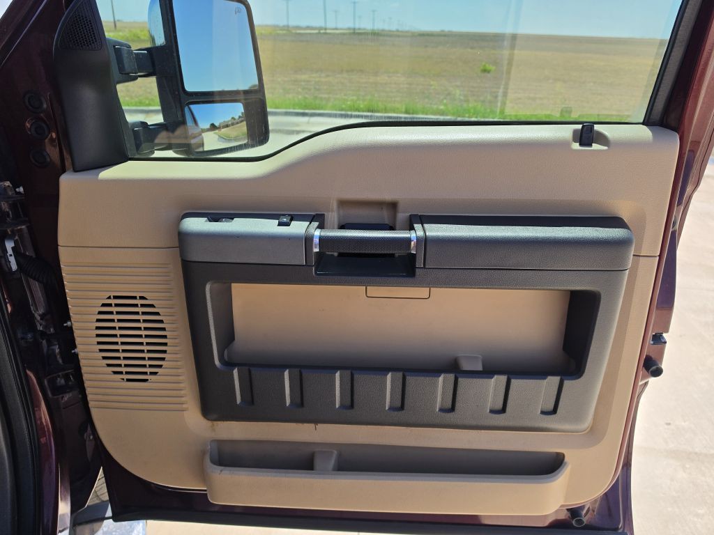 2011 Ford F-250 Image 14
