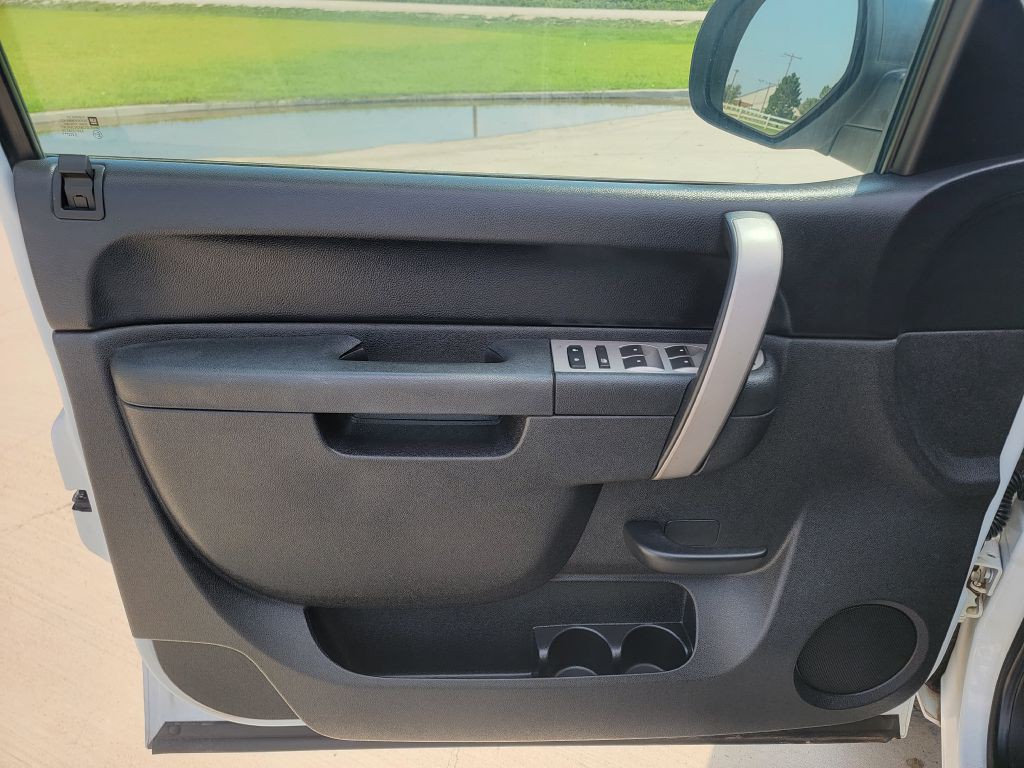 2011 Chevrolet Silverado 1500 Image 8