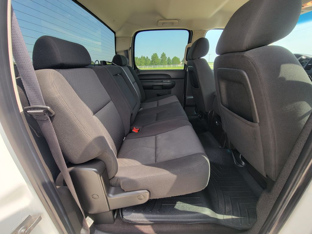 2011 Chevrolet Silverado 1500 Image 11