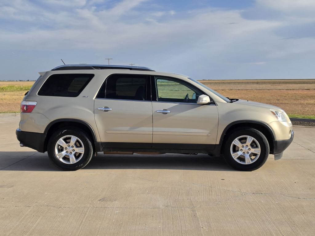 2009 GMC Acadia Image 3