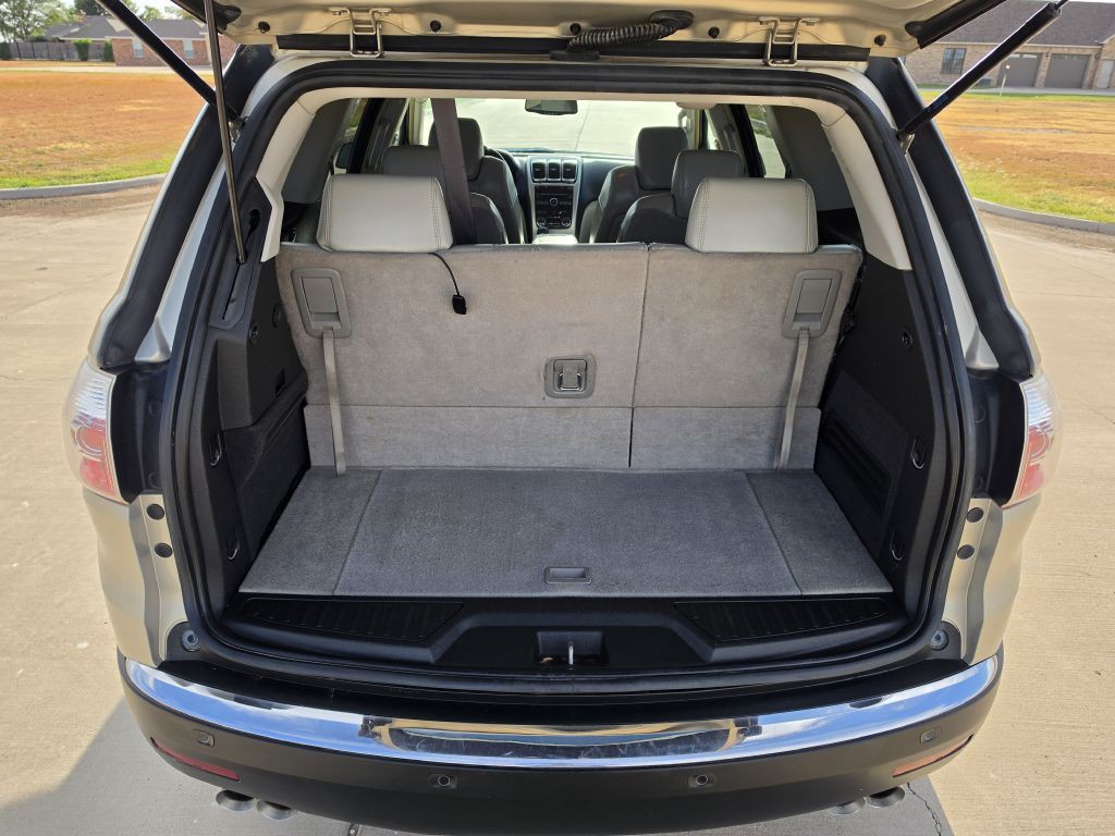 2009 GMC Acadia Image 12