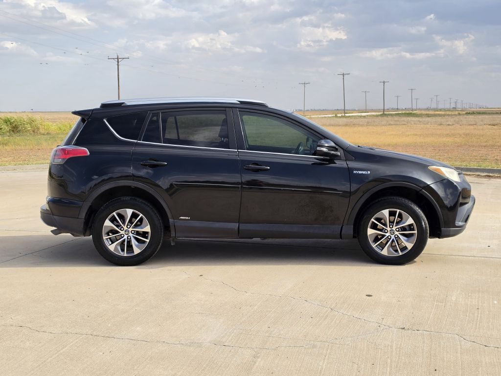 2016 Toyota Rav4 Image 3