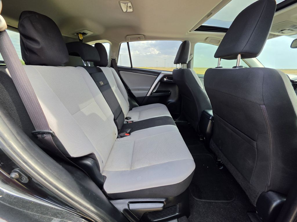 2016 Toyota Rav4 Image 12