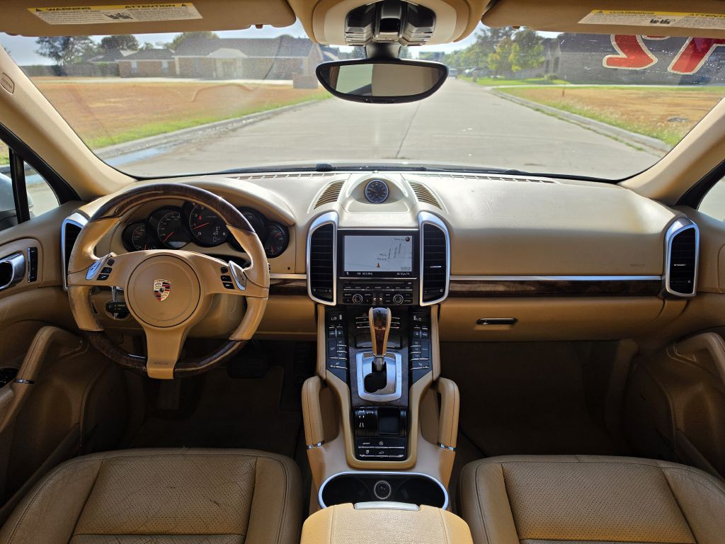 2012 Porsche Cayenne Image 17