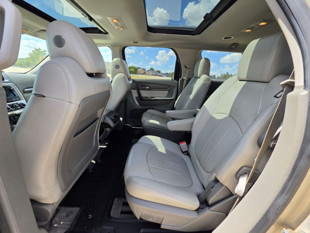 2016 GMC Acadia Image 9
