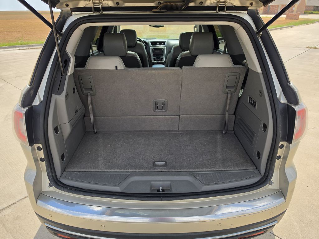 2016 GMC Acadia Image 12