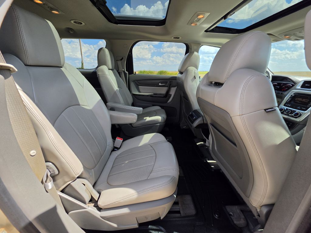 2016 GMC Acadia Image 13