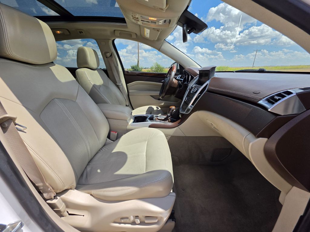 2010 Cadillac SRX Image 14