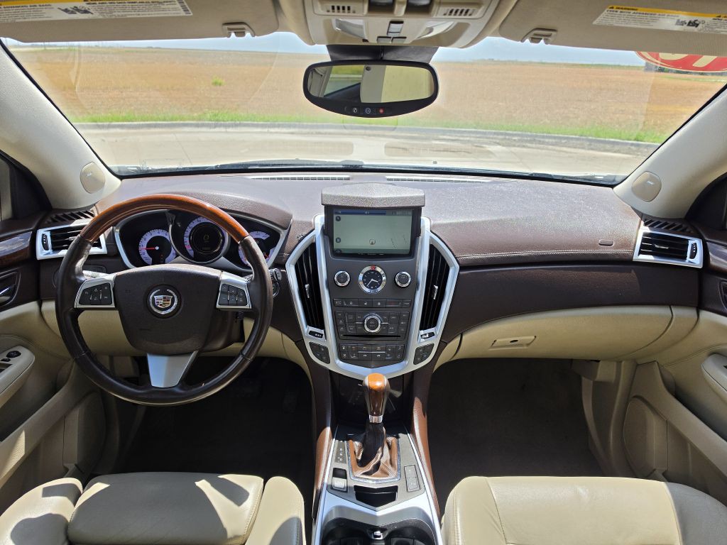 2010 Cadillac SRX Image 17