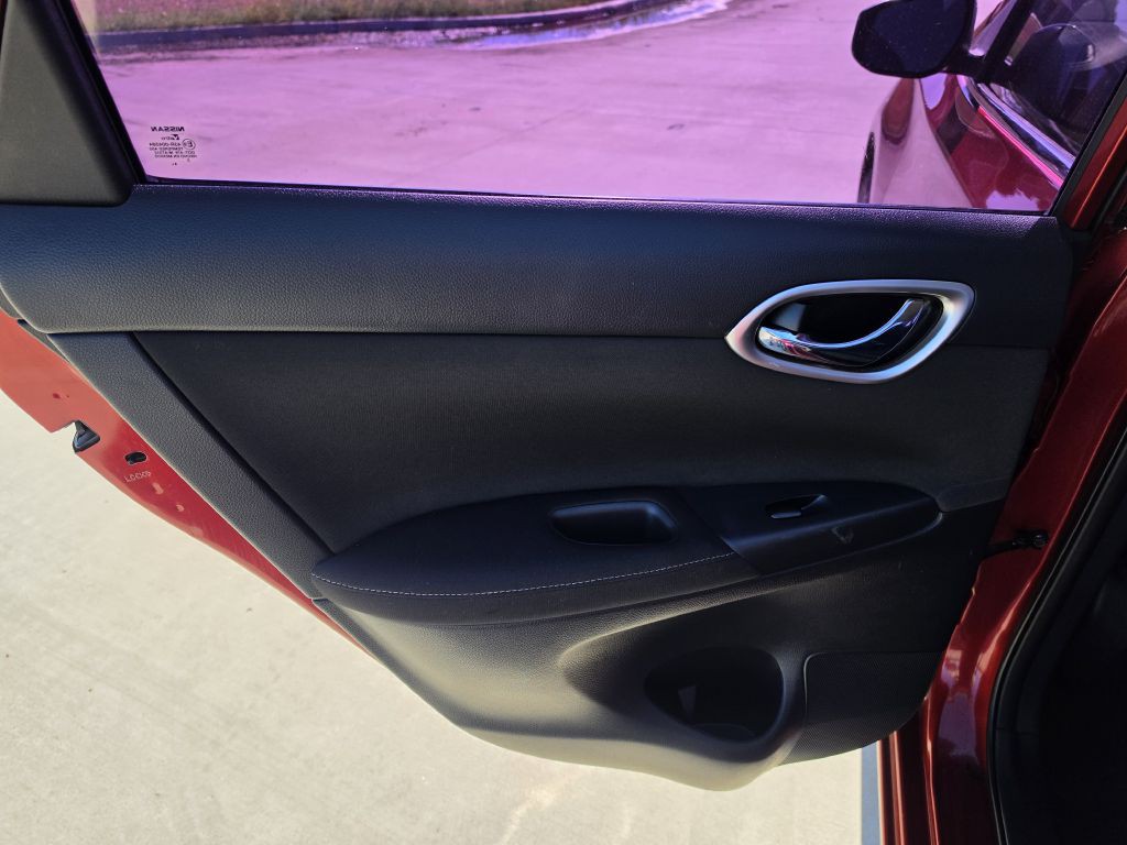 2015 Nissan Sentra Image 10