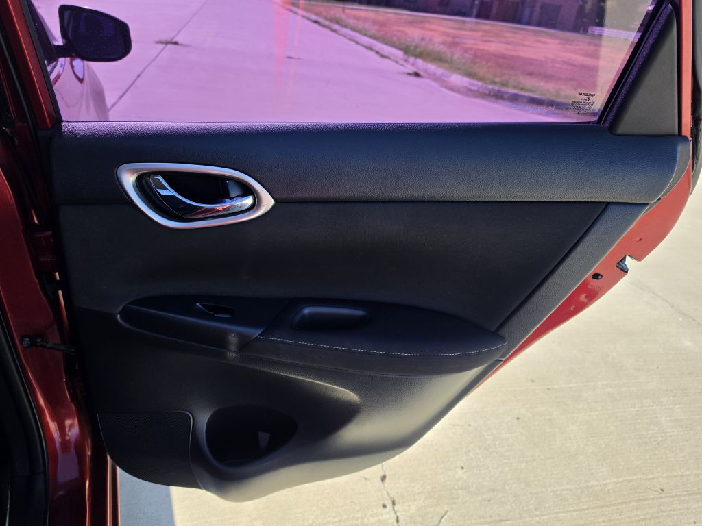 2015 Nissan Sentra Image 12
