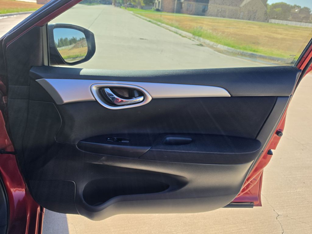2015 Nissan Sentra Image 14