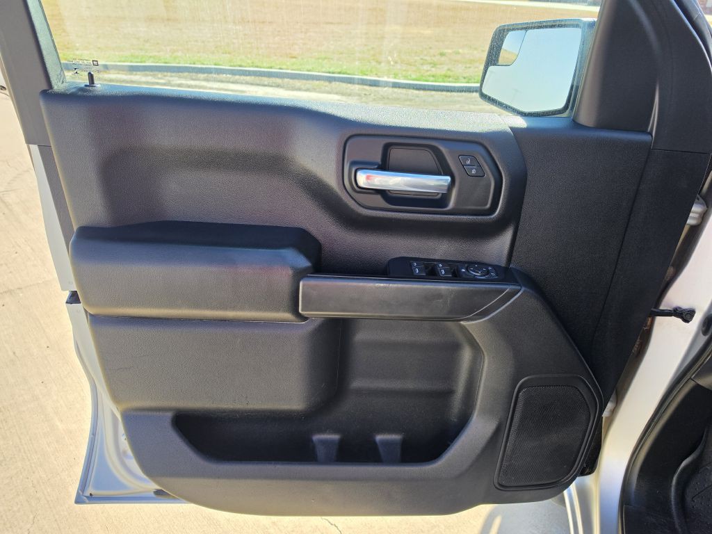 2021 Chevrolet Silverado 1500 Image 8