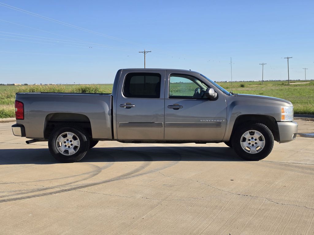 2008 Chevrolet Silverado 1500 Image 3
