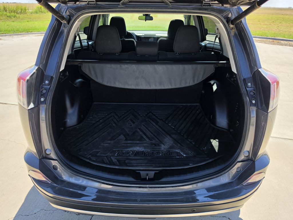 2018 Toyota Rav4 Image 11