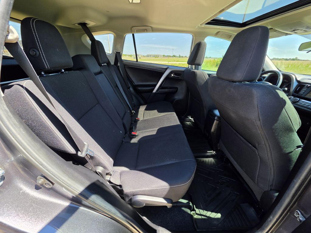 2018 Toyota Rav4 Image 12