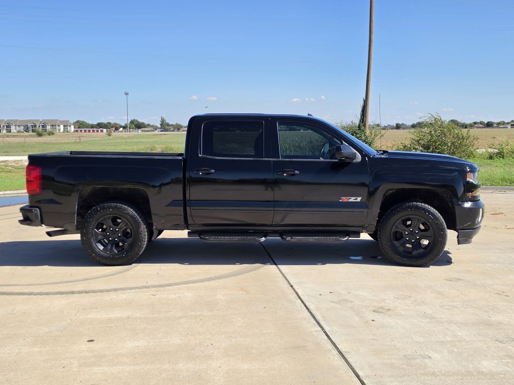2017 Chevrolet Silverado 1500 Image 3