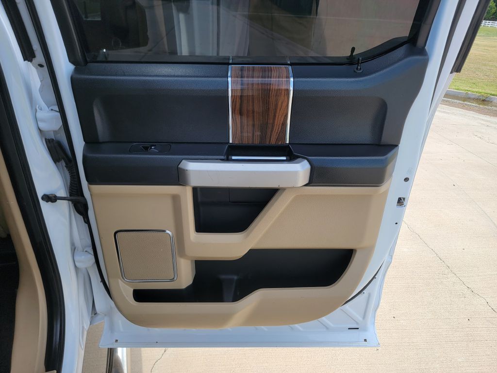 2015 Ford F-150 Image 12