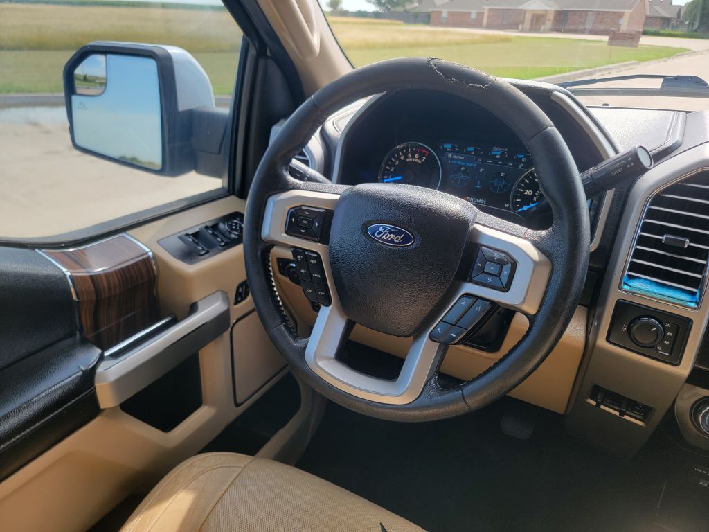 2015 Ford F-150 Image 17