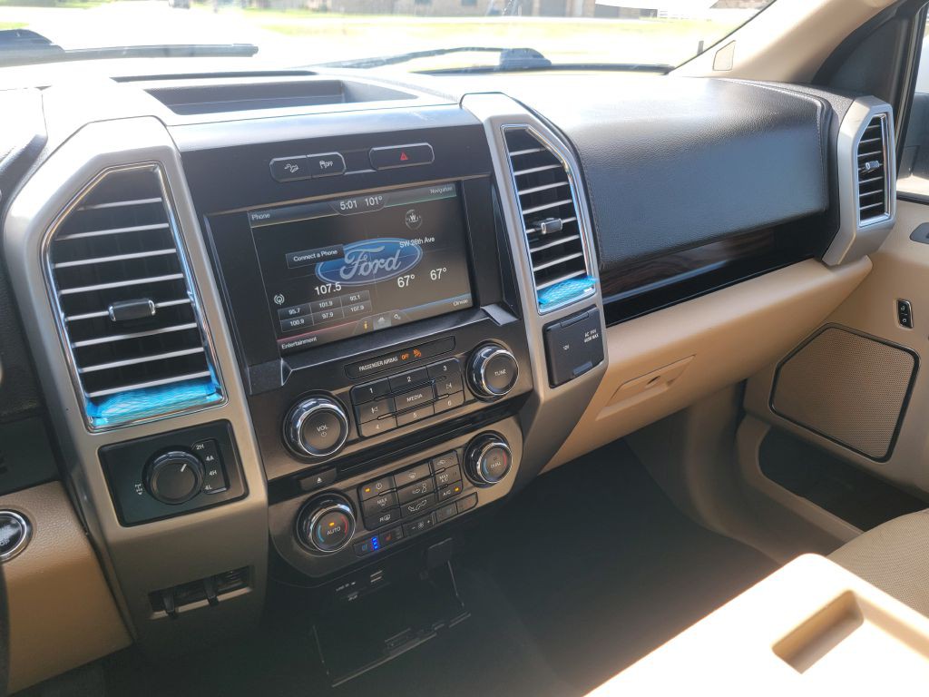 2015 Ford F-150 Image 19