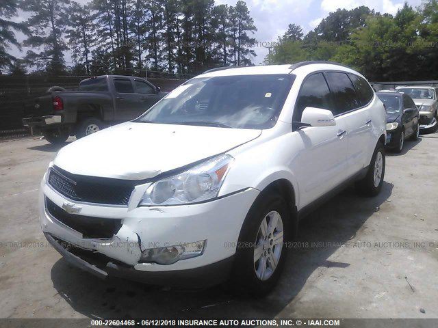 2012 Chevrolet Traverse Image 2
